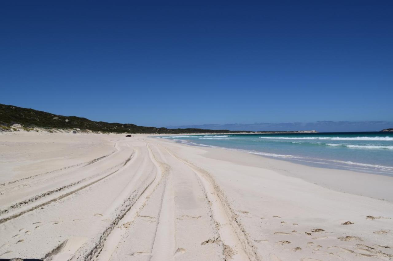 ダンズボロー Eagle Bay House Bed & Breakfast エクステリア 写真